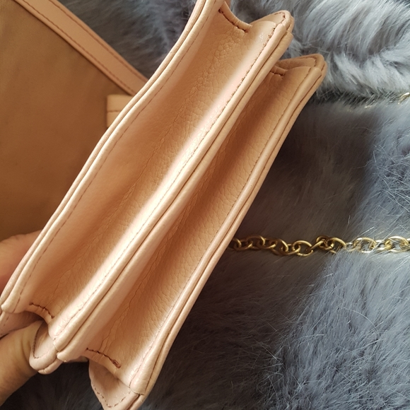 Sweet blush pink Liz Claiborne clutch purse - Picture 8 of 15